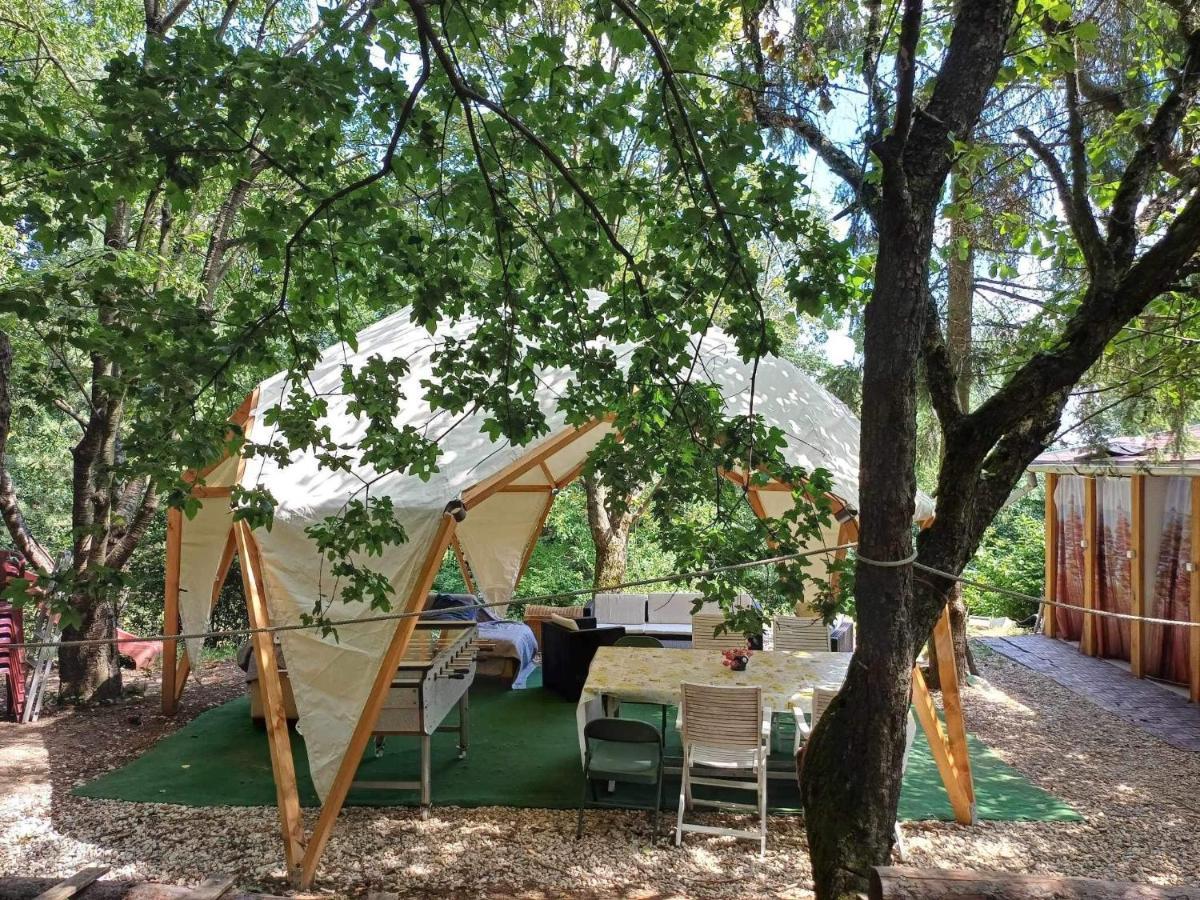Hotel Jurta Az Erdo Mellett Dezsaval-Keresz-Tanya Pilisszentkereszt Exterior foto